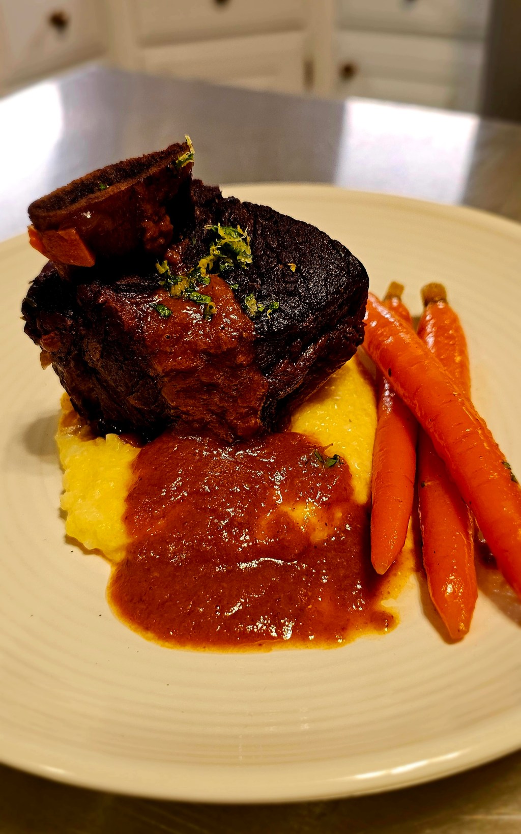 Braised Short Ribs with Goat-Cheese Polenta and&nbsp;Gremolata
